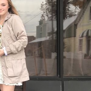 Meet your Posher, Grace